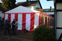 das rot-weiße Zelt mit 12x6m